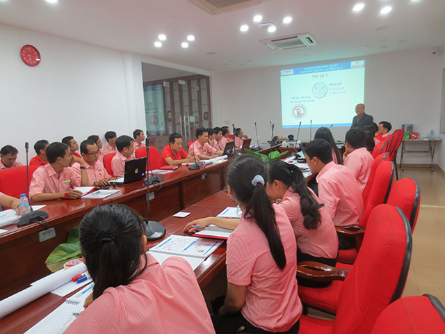 Kỹ năng đàm phán ký kết hợp đồng thương mại hiệu quả - Điện Quang (23.05.2015)